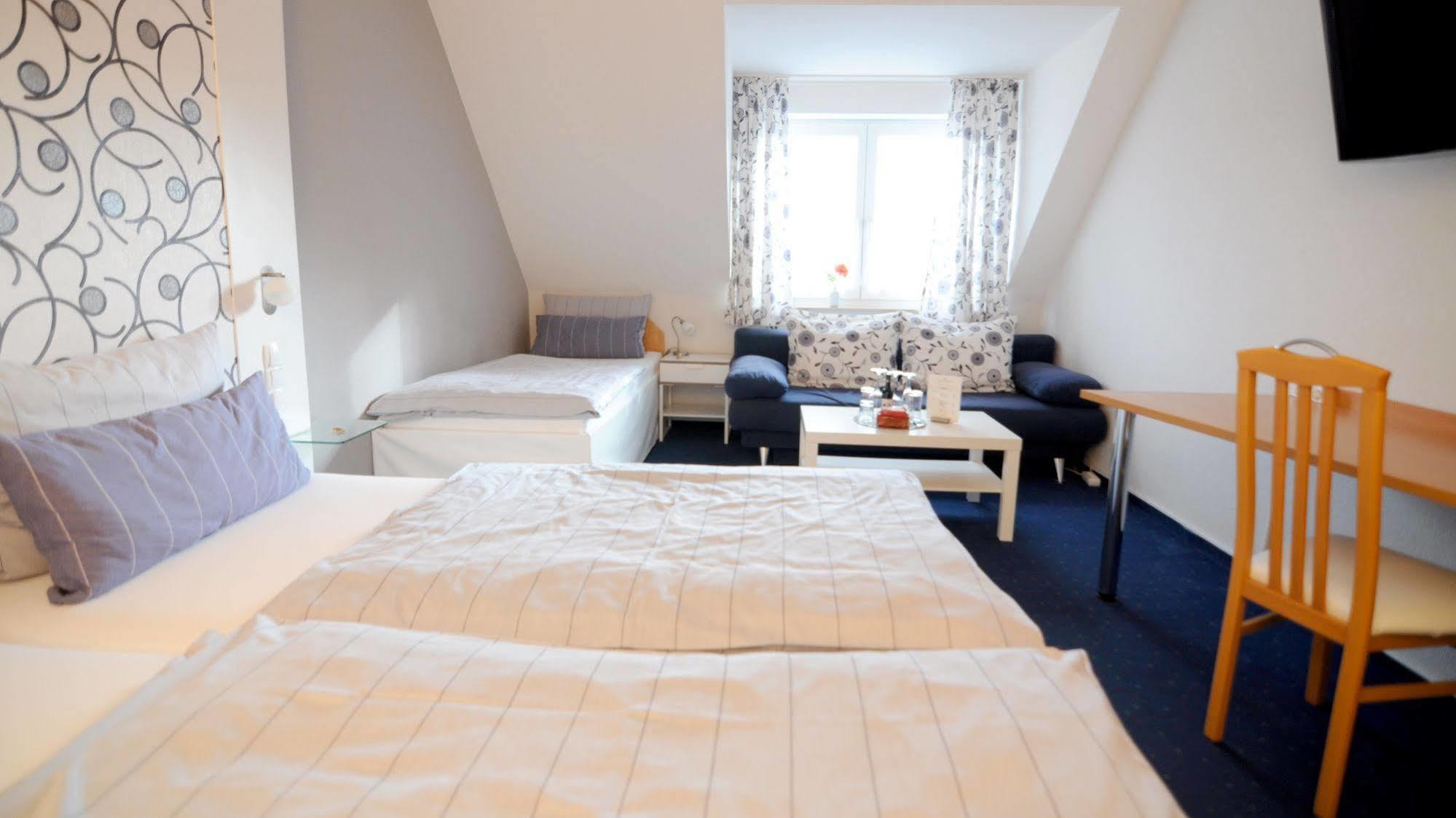 Hotel Zur Bever Тельгте Экстерьер фото